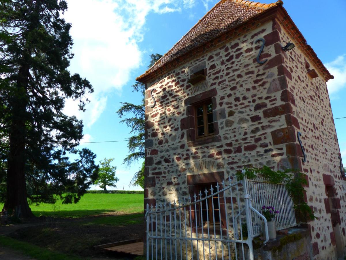 Bed and Breakfast L'Abrejou Le Donjon Экстерьер фото